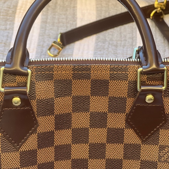 Louis Vuitton
SPEEDY BANDOULIÈRE 30 - Picture 6 of 16